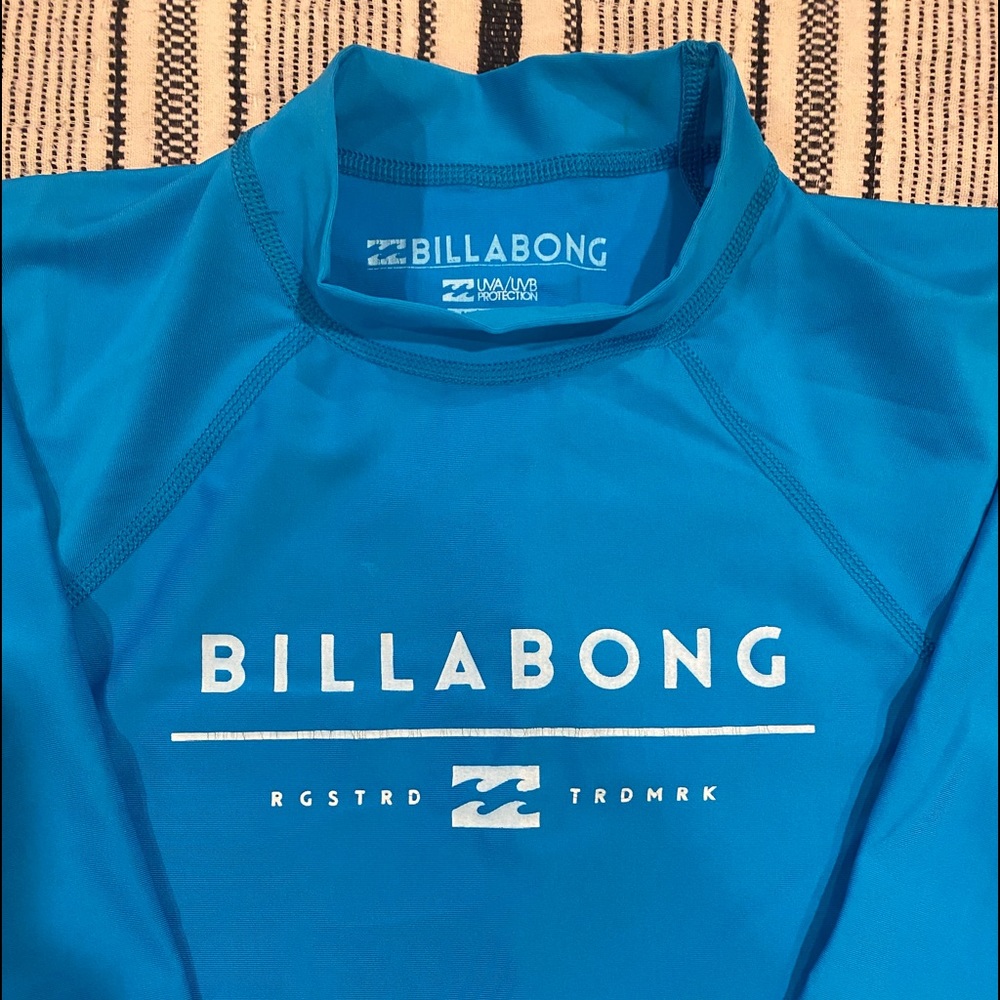 Billabong rash guard
